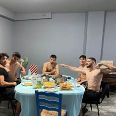 Giwrgos Bezantakos.                                                                       (ΤΑΒΕΡΝΙΑΡΙΔΕΣ)