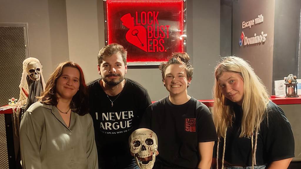 Escape the Car - Killer team photo