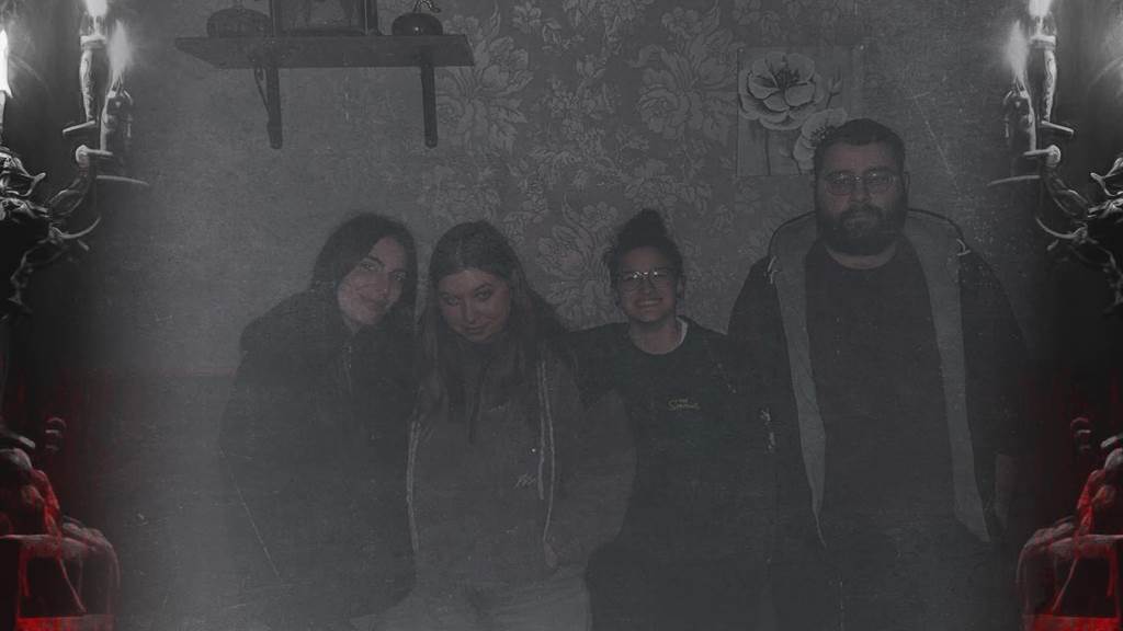 03:15 team photo