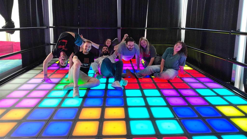Pixel Interactive Floor Μαϊ-2025