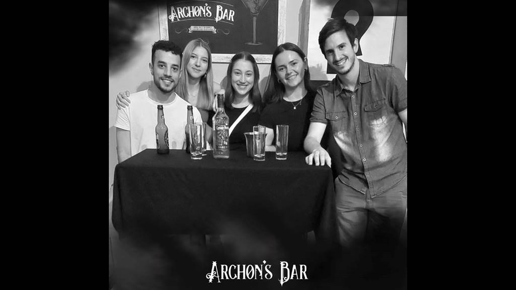 ARCHON'S BAR team photo