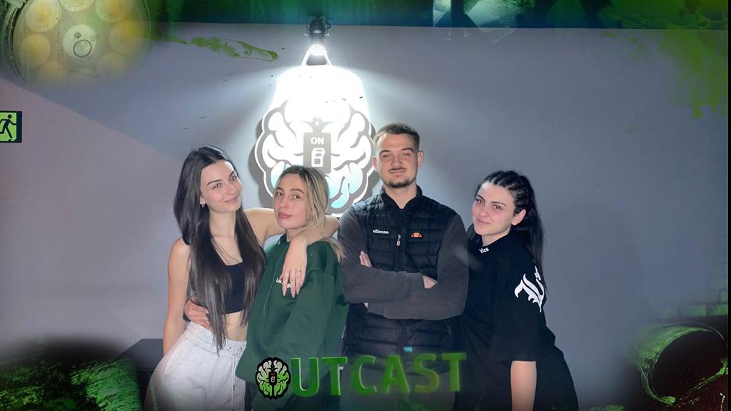 OUTCAST Μαρ-2024
