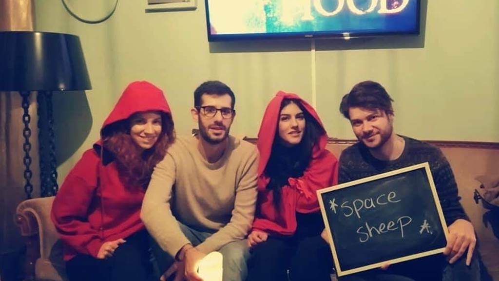Red Riding Hood Δεκ-2022