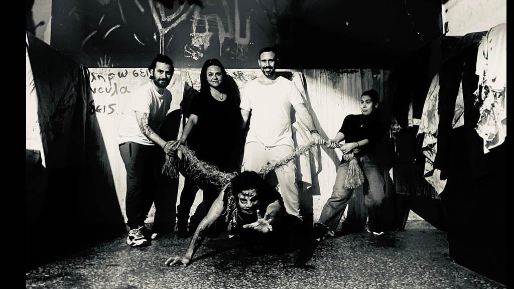 Dark Μαρ-2024